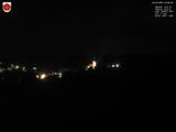 03 : 00