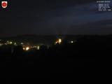22 : 04