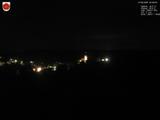 23 : 00