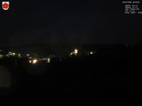 22 : 08