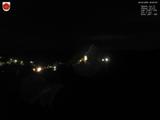 02 : 00
