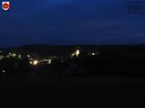 22 : 04