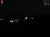 23 : 08