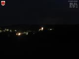 22 : 08