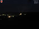 22 : 04