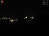 03 : 00