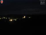 22 : 04