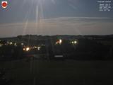 03 : 00