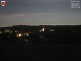 04 : 32