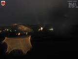 03 : 00