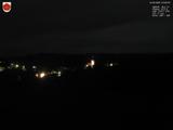 03 : 00