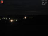 03 : 00