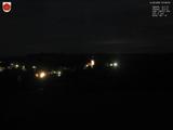 03 : 32