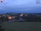 06 : 00