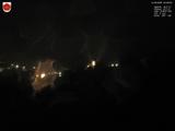04 : 32