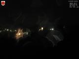 04 : 48