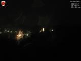 04 : 52