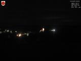 02 : 00