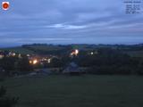 06 : 00