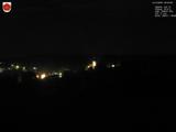 03 : 04