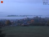 07 : 04