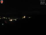 22 : 56