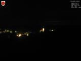03 : 20