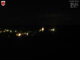 23 : 00
