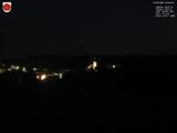 23 : 00