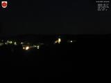 23 : 04