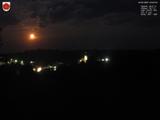03 : 00