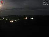03 : 00