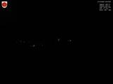 03 : 00