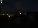 04 : 00