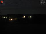 03 : 00