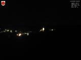 03 : 04