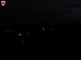 21 : 08