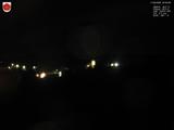 02 : 00