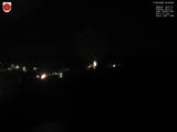 03 : 28