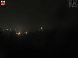 22 : 08