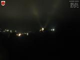 23 : 00
