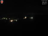 03 : 00