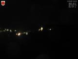 03 : 40