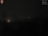 23 : 04