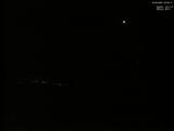 02 : 00