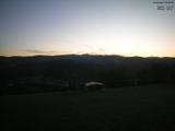 05 : 48
