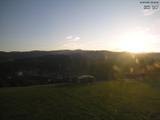 06 : 32