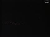 22 : 00