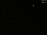 03 : 04