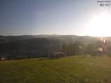 07 : 00